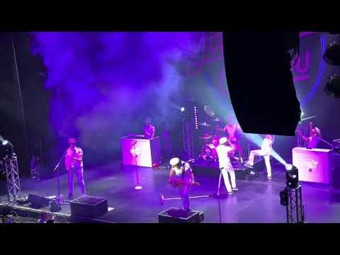 Yachtley Crew - I'm Still Standing, Lido Shuffle, Crazy Train, Encore Medley [LIVE] NYC.