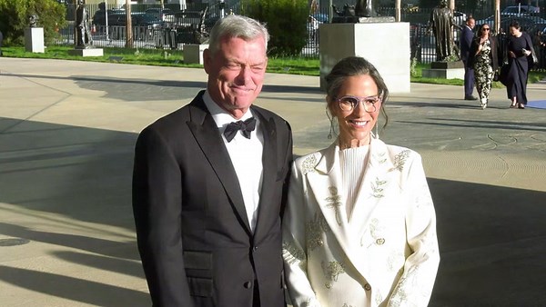 '80s screen queen Jami Gertz looks so different in rare appearance with billionaire husband