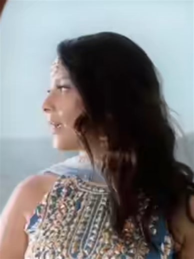 Bollywood Songs Remix: Energize Your Dance Playlist