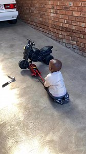 We’re very busy this side 🤦🏾‍♂️🤦🏾‍♂️🤣🤣 | Nhlanhla Mthis