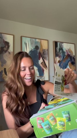 Nutruit Olives Snacks - Pitted Olives (Variety Box) - Fresh Harvest Aegean Green Olives - Vegan, Non-GMO, Gluten Free, Kosher, Paleo, Sugar Free - Premium Packs with Wooden Stick - 1.2oz (Pack of 20)