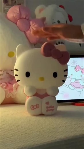 21 reactions · 41 comments | This big size Hello Kitty silicone lamp lights up hearts and rooms with its color-changing magic  Soft, squishy & oh-so-cute, perfect for cozy nights and kawaii vibes  Limited stock book yours now  Remote not included for original video DM . . . . . . #HelloKitty #KawaiiDecor #CuteLamp #NightLamp #AestheticRoom SiliconeLamp PinkVibes CuteFinds RoomGoals HelloKittyLove ✨ | Whimsy Station | Facebook