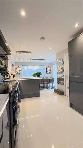 Happy hump day 💗 . . . . #howdenskitchen #kitchenlighting #kitchenisland #whitetiles #diningroom #diningroomdecor #kitcheninspo #kitchendecor #kitchensofinstagram #kitchenfurniture #kitcheninspiration#kitchendetails #kitchengoals #kitchensofinsta #kitchendiner #quartzcountertops #kitchencabinets #glamdecor #totallyglamdecor #homeideas #inspire_me_home_decor #home_design68#classyinteriors #interiorandhome #newbuild #firsttimehomebuyer #roomforinspo #interior4inspo#thewelldressedhouse #paradisein