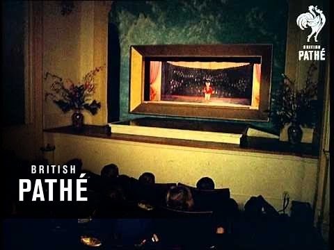 Harlequin Puppet Theatre (1963)