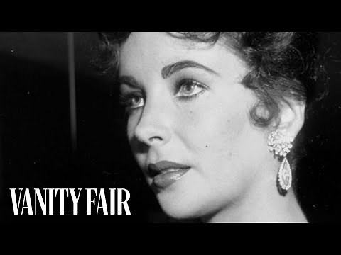 Elizabeth Taylor - The Secrets to Her Unique Fashion & Style on Vanity Fair Hollywood Style Star
