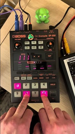 This Machine Is SMOOTH. Beat performed on the Boss Sp202 Sampler.