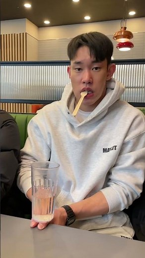 쇼츠 찍는데 협조 절대 안 해주는 동생