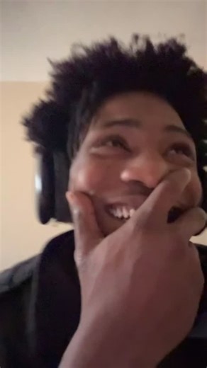 CD ✞ on Instagram: "🤣🤣yall follow my backup page @llzcdll • • • #reels #relatable #viralreels #fypシ #laugh"