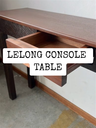 Console table dengan rekaan unik, sekali pandang memang nampak macam kaki besi, tapi sebenarnya diperbuat daripada kayu solid yang dibentuk khas untuk dapatkan rupa gaya moden seperti metal. ~~~ KATTA KAYU GALLERY No. 21-1, Jalan Lagenda Suria 1, 43100 Hulu Langat, Selangor Darul Ehsan. WHAT'S APP LINK : 📱 : wa.me/60125368323 (SHU) LOCATION : Katta Kayu Gallery https://g.co/kgs/sEkfNcZ #HargaLelong #furnituremalaysia #woodworking #fyp