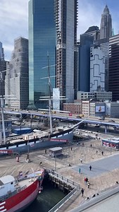 The rooftop at Pier 17. 💞 #nyc #newyork #pier #newyorkcity #rooftop #newyorktraveldiary #manhattan #brooklynbridge | New York Travel Diary