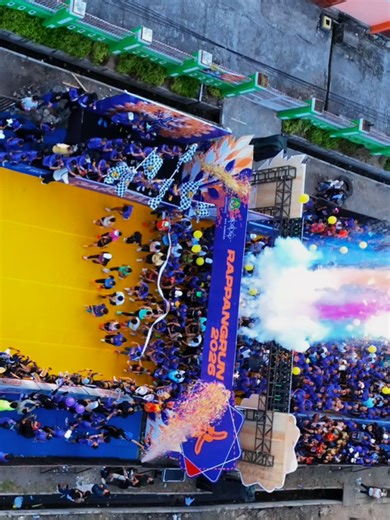 Gak tahu kalo bakal ada kembang api gaes, hampir sja..padahal masih mau kedepan lagi 🥴🥴🥴#rappangrun2026 #rappangsidrap #saromase #eventrunning