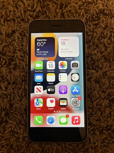 Here is a Quick Look at my iPhone SE 3rd generation. This particular unit is the starlight model on iOS 15.4. This model supports up to iOS 26 and will probably receive updates for a few more years. This device is considered rare. Like and follow for more Apple device videos. #apple #ios #iphone #timcook #tech #nostalgic