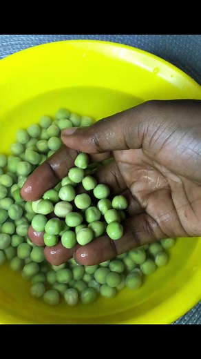 Soak Dried Green Peas: Easy Food Hack for Home