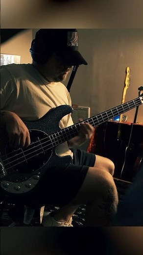 “Back Up Plan” by Bailey Zimmerman with Luke Combs. #countrymusic #bassplayer