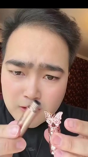 ✨🔥Take advantage of this incredible offer and buy one lengthening and curling mascara, and get another one for free! Let our mascara give you a striking, electrifying look and show off the effect of longer, curled lashes. 🛒Get yours👉https://londshop.com/products/vm | Londshop