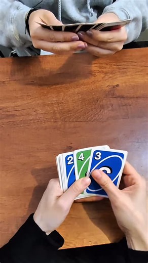 Codigo95 on Instagram: "Tira todos tus pares y desaste de la bruja 🧙‍♀️ #juegos #fypage"