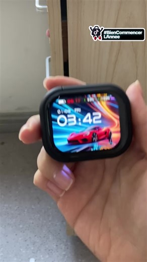 L’objet du futur qui ouvre la discussion avec le monde entier ✅ testé et approuvé ça fonctionne super bien #lesbonplans #bonplan #tiktokshop #ecouteurtraducteur#offresdhiver