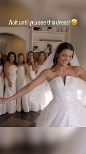 35K views · 278 reactions | The sweetest first look with her bridesmaids! ❤️❤️ How stunning is this wedding dress! And it has pockets!! 朗朗 #louisianaweddingvideographer #neworleansweddingvideographer #batonrougeweddingvideographer #weddingdress #weddinginspo | Heartbeat Films | Facebook