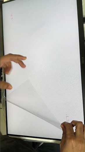How to remove screen protector from monitor screen