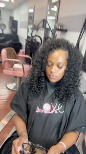 4.3K views · 141 reactions | #pushover #curlypushover #versatile #quickweave #curlyhair #curlyhairstyles #wavyhair #blackhair #edges #windcurls #cutehairstyles #summervibes #summerhair ##merakihairloft #phillyhairstylists | Shadonna Pitts | Facebook