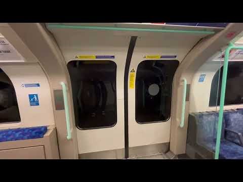 London Underground Waterloo & City Line Full Journey: Bank - Waterloo