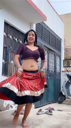 Rekha Mewara Official on Instagram: "#trending #jodhpur #post #लाइक#instadaily #normal #click #trend #normal #village #explorepage✨ #explorer #foryou #trendingsong #explorepage✨ #explor #exploring #acting #"