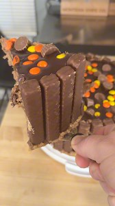 Recipe in the comments! #NoBakeDessert #reesescheesecake #nobakecheesecake | Cookerofdeliciousness