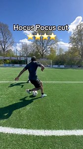 Hocus Pocus cut tutorial ⭐️⭐️⭐️⭐️ #football #footballskills #footballplayer #soccer #soccerskills #soccerplayer #soccerlife #soccertricks #HocusPocus | tyrellballl