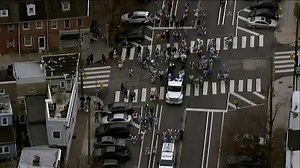 Mummers strut despite Philly parade cancellation