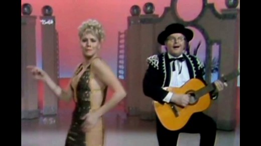 Benny Hill - Mariachi Time
