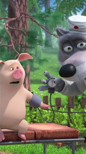 Is this really a pig treatment? 🐷💊 #BeInThePink #MashaAndTheBear #Shorts #mashaandthebear #kids
