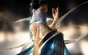 聆听震撼心灵的气势音乐 Sublunary Companionship 月下羁 by Aaron Aranas