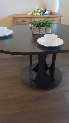 Small Table… Until You Need MORE Space 👀✨