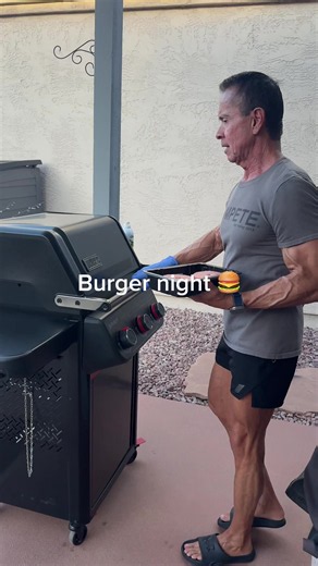 Flocking Burgers Review: 10/10 Easy Family Night Recipe