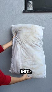3.7M views · 22K reactions | Transforma tu almohada: el truco sencillo para limpiar las manchas sin lavar | Consejos Geniales | Facebook