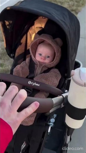 Jana Duggar’s Sweet Family Walk With Adorable Baby 👶🌿💕