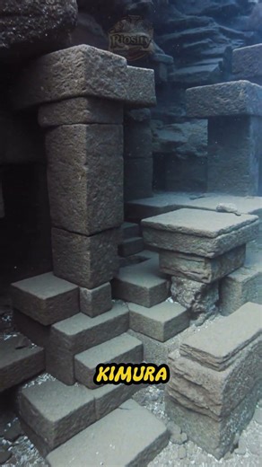 Yonaguni: 10,000-Year-Old Sunken City or Nature’s Trick? 🌊🪨