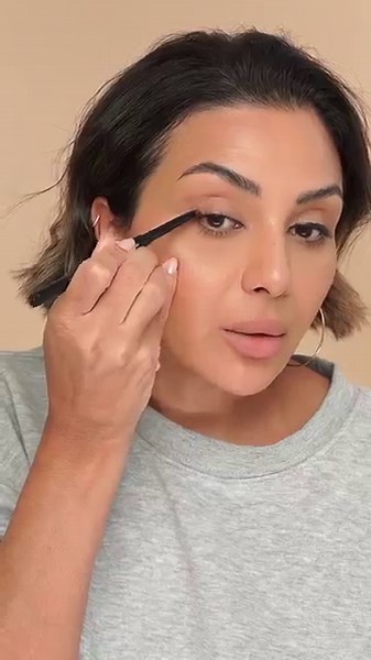 How To Make Your Eyeliner Flick Perfect Every Time! | Nina Ubhi