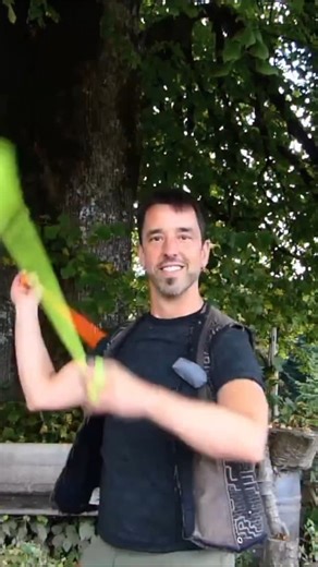 If you know *most* of the poi basics, show me with a video, and I’ll include a free membership to the fundamentals course when you sign up for the advanced course! (DM me) Links in my profile! #flowarts, #poiislife, #poidancing, #spinpoi, #poitutorial #movementculture | playpoi.com