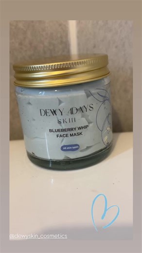 Show some love for our blueberry whip facemask-soaks into your skin 🫐🫐 #musthaveproducts #facemasks #blueberry #skincare #dewy4days #supportsmallbusiness #customersmostloved #girlythings #