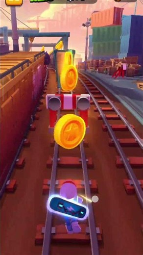 Blink and you’ll miss it. 🏎️💨 The speed at the end is unreal! #score #subwaysurfers