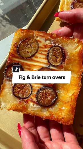 Mini Fig & Brie turn overs” ———— Continuing our journey to explore all the possible recipes using figs, here I’m sharing a delicious fig, brie & honey turn overs with Turkish pistachios. A match made in heaven What you need for 4: 2 large Puff pastry sheets cut into 8 pcs 16 figs 1/3 cup honey, around 1 tbsp for each piece 1 piece of brie cut into half finger sized pieces 1/3 cup grounded Turkish pistachios Egg wash for brushing Preheat oven to 380F and bake for 15-19 min until golden, take out 