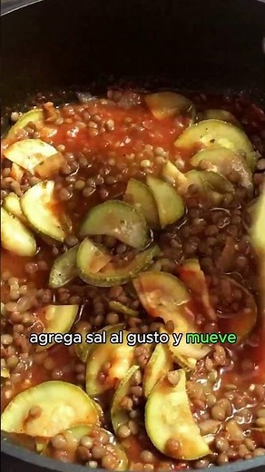 Guiso de lentejas con arroz alto en proteína