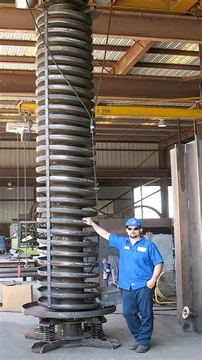 LARGEST Vibrating Machine - Vertical Spiral Elevator