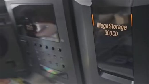 SONY MEGA STORAGE 300 CD CDP-CX 350 COMPACT DISC PLAYER