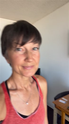 After a few days in the cold mountains, I decided to create a little balance with some warmth, sun and sand. #lifeasholiday #balance | Daneen Green