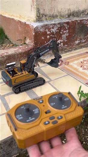 Excavator bergerak sendiri dengan mode otomatis