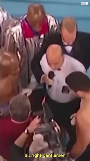 🔥 Evander Holyfield Destroys John Ruiz – Must Watch Fight! 😱