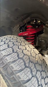 How To Adjust The Shock Absorbers On The 2024 Toyota Tacoma TRD Pro #shorts #pickups #offroad