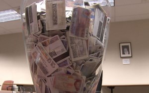 Four things legal drinkers need to know about using vertical IDs to buy alcohol in Arizona - Cronkite News